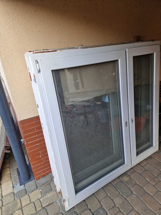 Sprzedam Okna 2 szybowe