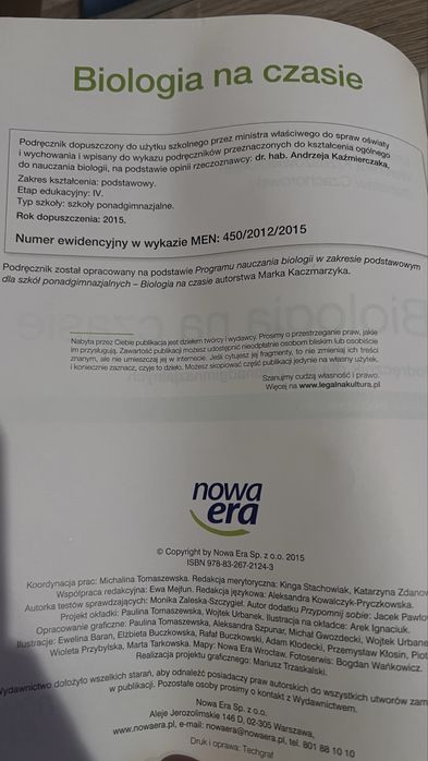 Oddam podręczniki do liceum/technikum, biologia, fizyka, chemia, edb