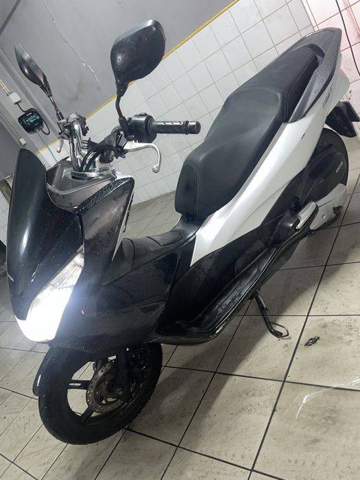 HONDA PCX 2018 Econômica