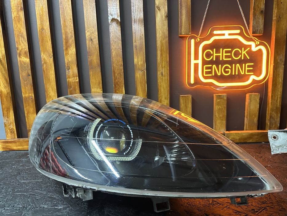 Фари Рено Трафік. Віваро. Bi-led