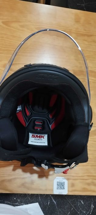 Capacete SMK preto