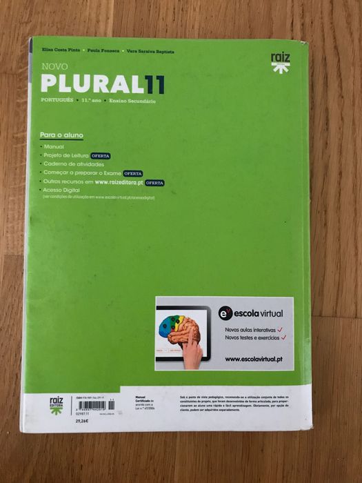 Livro escolar:  Novo Plural 11