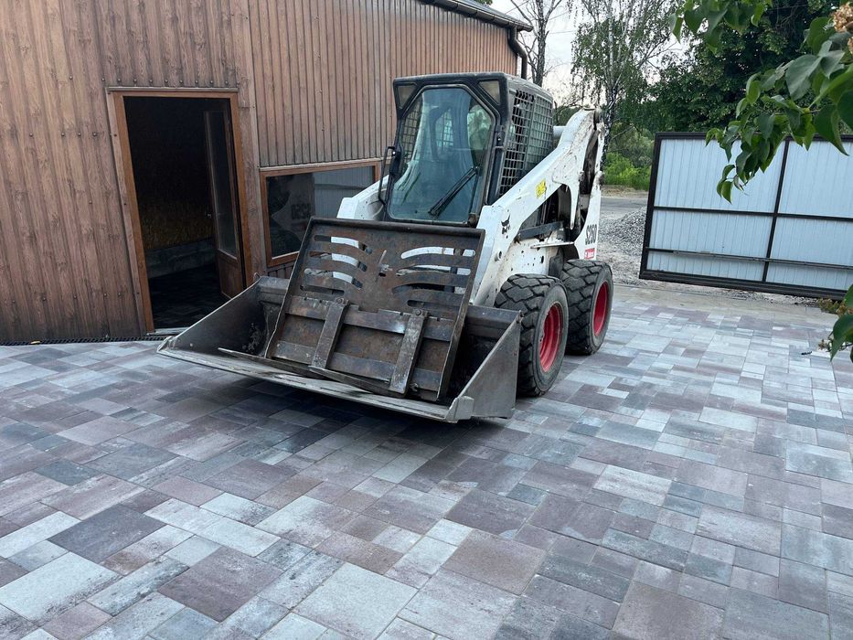 Послуги бобката, бобкет, bobcat. Гідромолот гідробур, Вилочний навантажувач