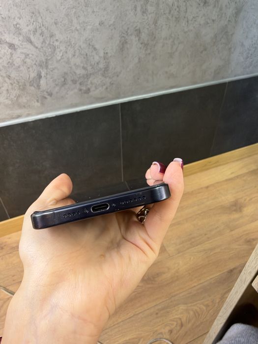 Б/у IPHONE 15Pro Max 256 Blue Titanium Neverlock Костюшка,5 igrand