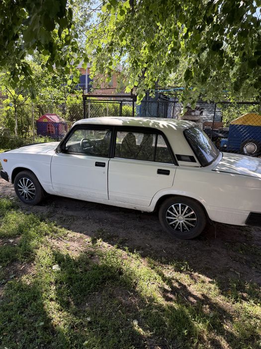 Продам авто Ваз 2107