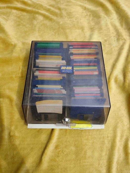 99 Dyskietek Amiga 3,5 cala gry
