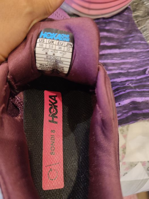 Ténis Hoka Bondi 8 – EUR 36 – Como Novas