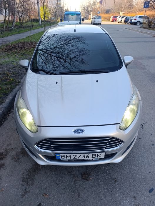 Ford fiesta 1.5 diesel 2013 год .