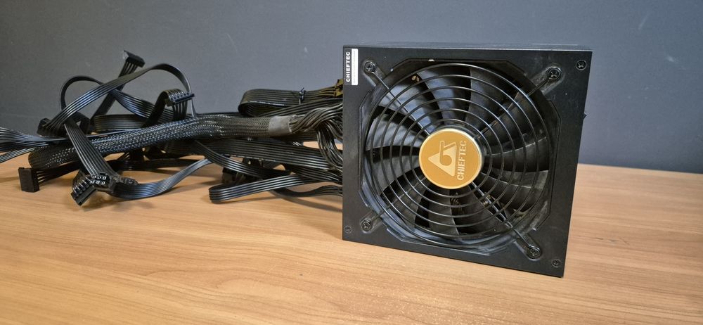 Блок питания Chieftec 850W Proton