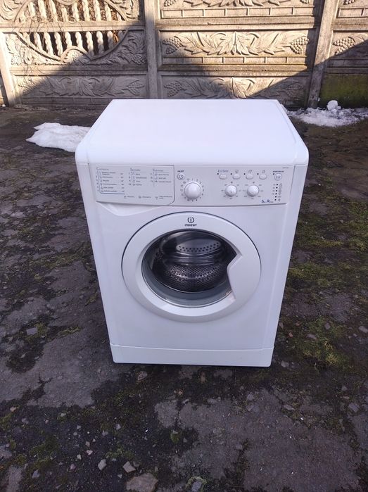 Пральна машина індезіт