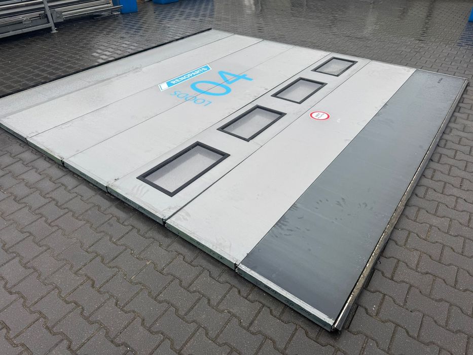 Brama 3.89x4.02 segmentowa panelowa 2 sztuki  panel 60mm