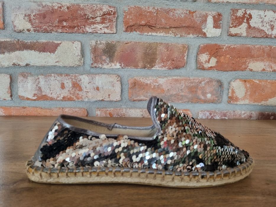 Cekinowe espadryle