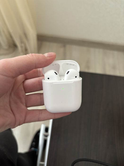 Бездротові навушники