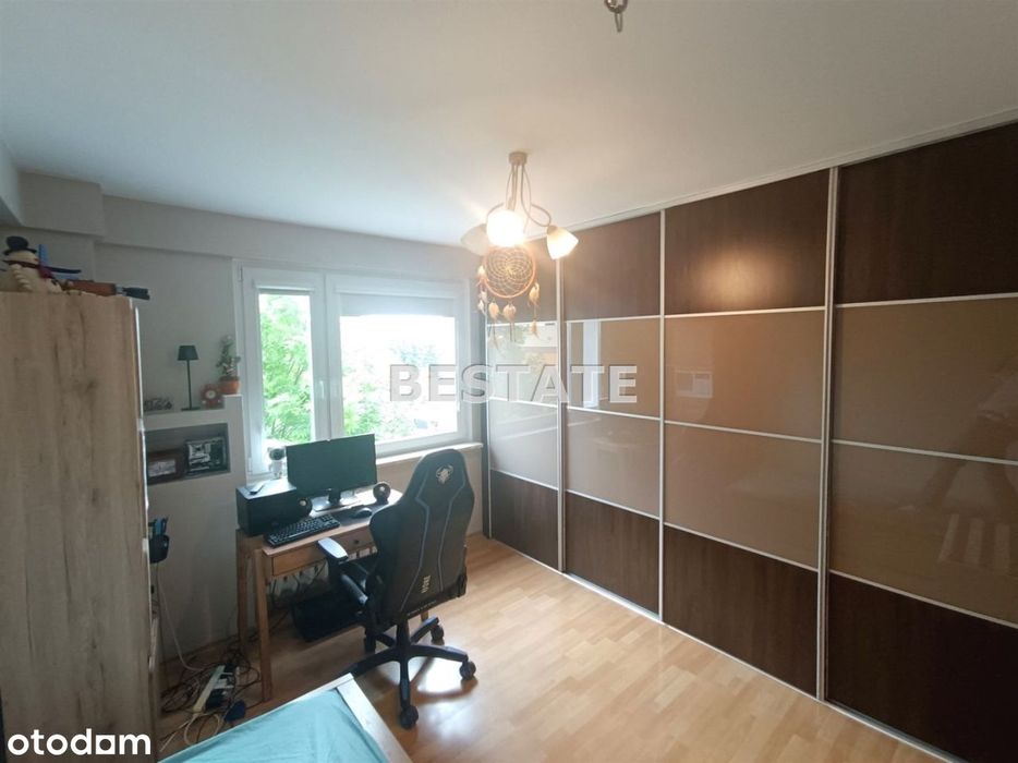 M4 w pełni rozkładowe, Bugaj, loggia