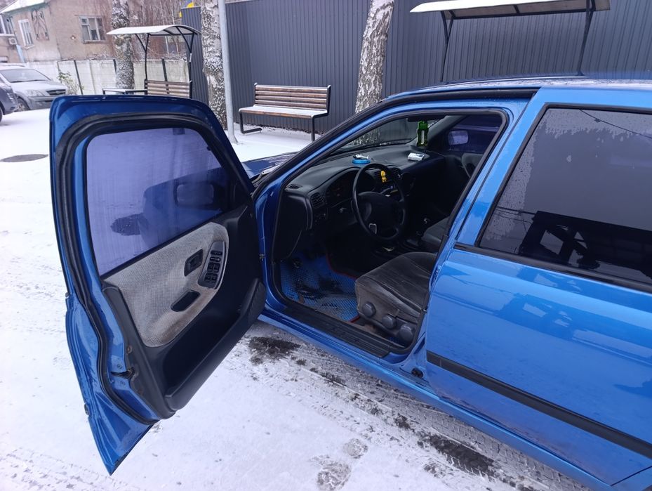 Ніссан санні n 14