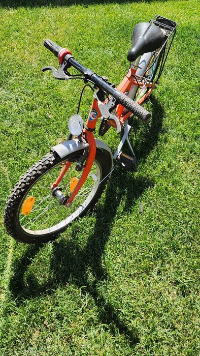 Дитячий велосипед в хорошому стані