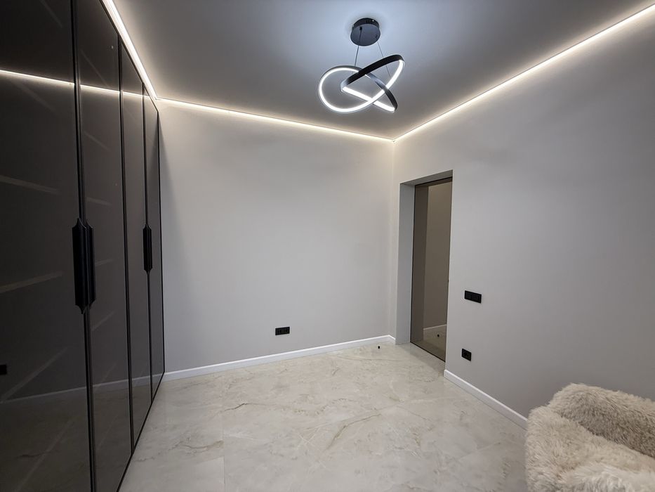 Продається розкішний Котедж в ЖК «Марморожський»