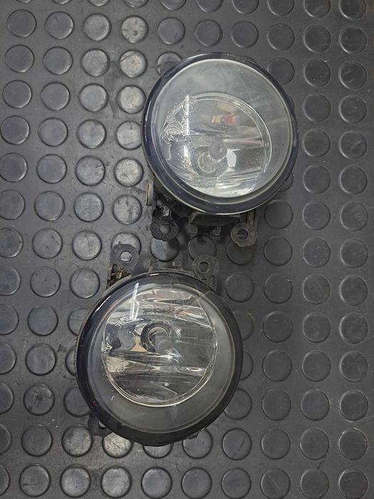Lampa halogen przód Ford Focus Mk3