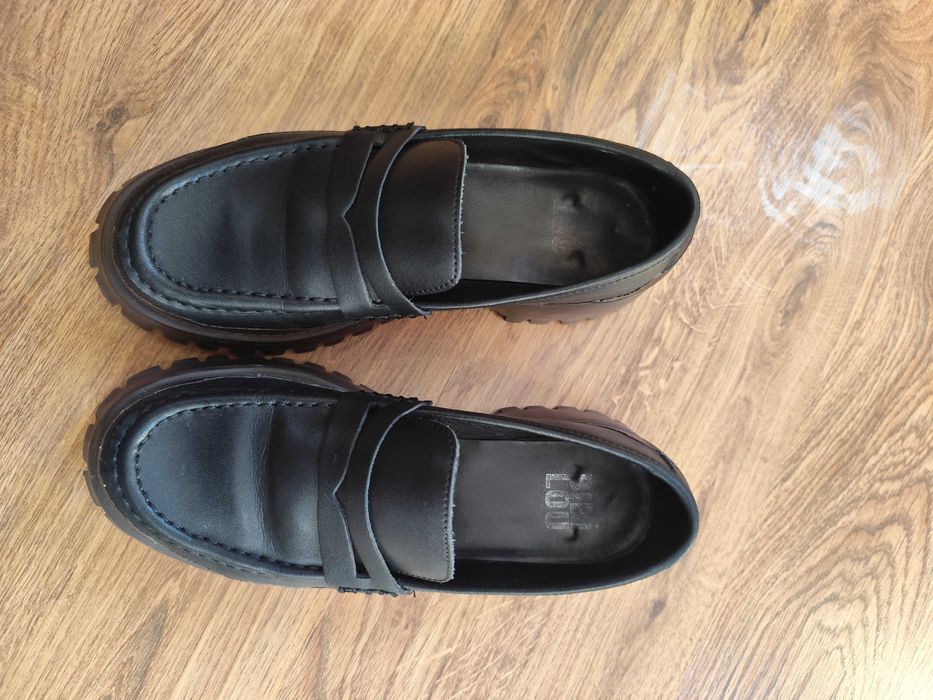 Mokasyny damskie loafersy Bibi Lou 38
