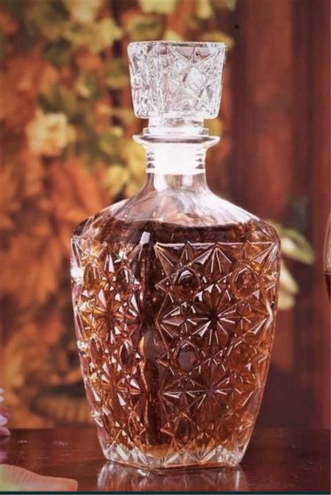 Графин для міцних напоїв під кришталь  скляний 400 мл