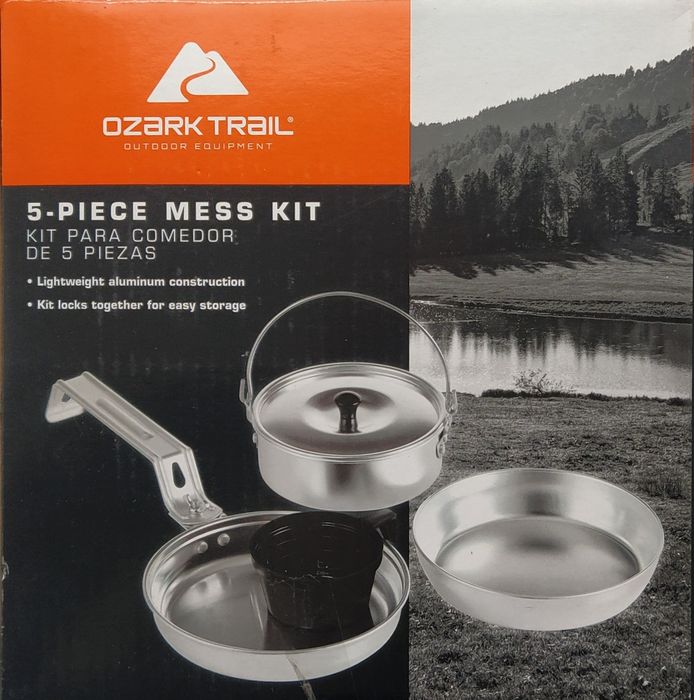 Набір посуду для кемпінгу