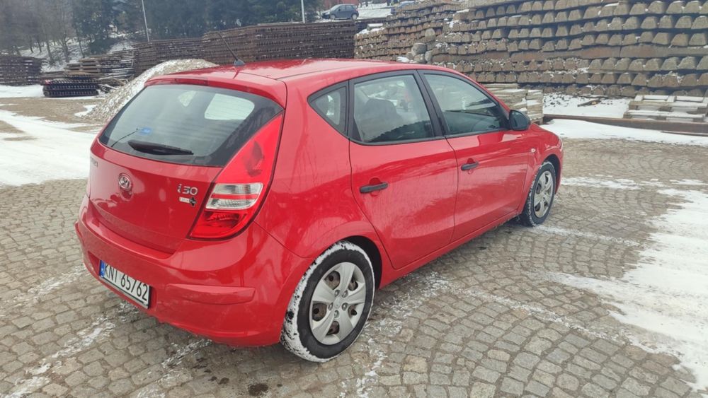hundai i30 1.4 benzyna !!