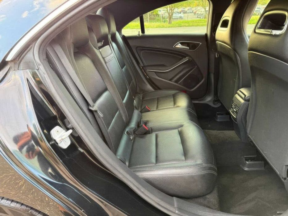 Mercedes-Benz CLA 250      2016
