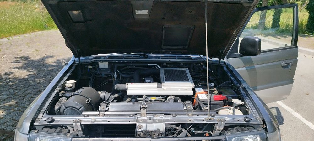Mitsubishi Pajero GLS 2800