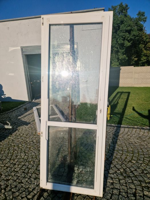 Uszkodzone  Okno 86x229_85x245 balkonowe p