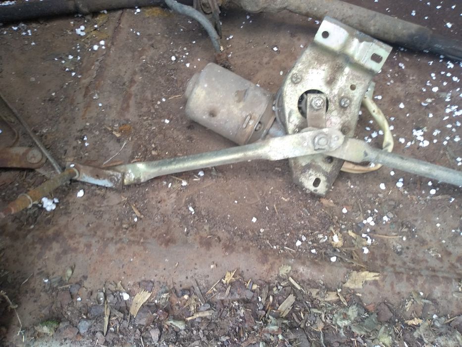 Продам трапецію з двигуном склоочистника газ. 3307