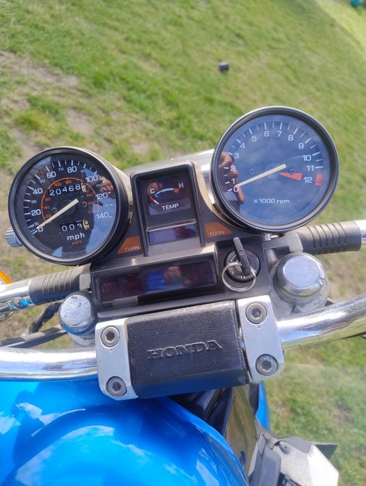 Honda magna vt 500