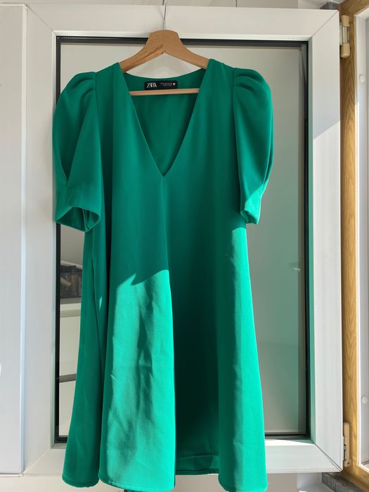 Vendo vestidos/macacão/camisas Zara e Mango