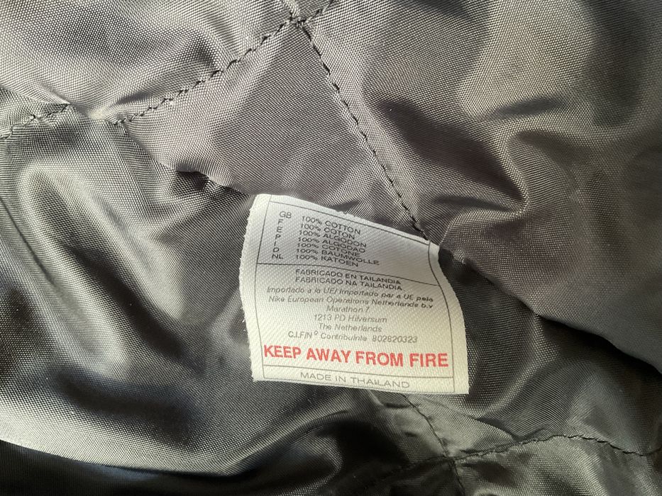 Helly Hansen чоловіча куртка