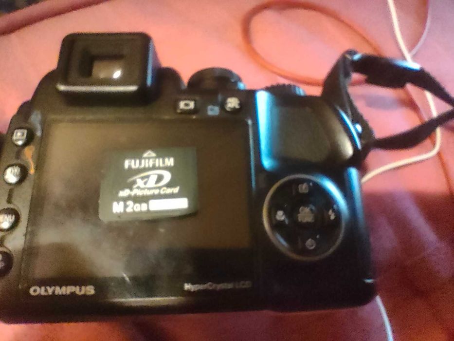 Фотоапарат Ультразум OLYMPUS SP-570UZ гарний стан несправний.