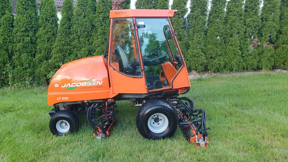 Kosiarka wrzecionowa Jacobsen LF 550