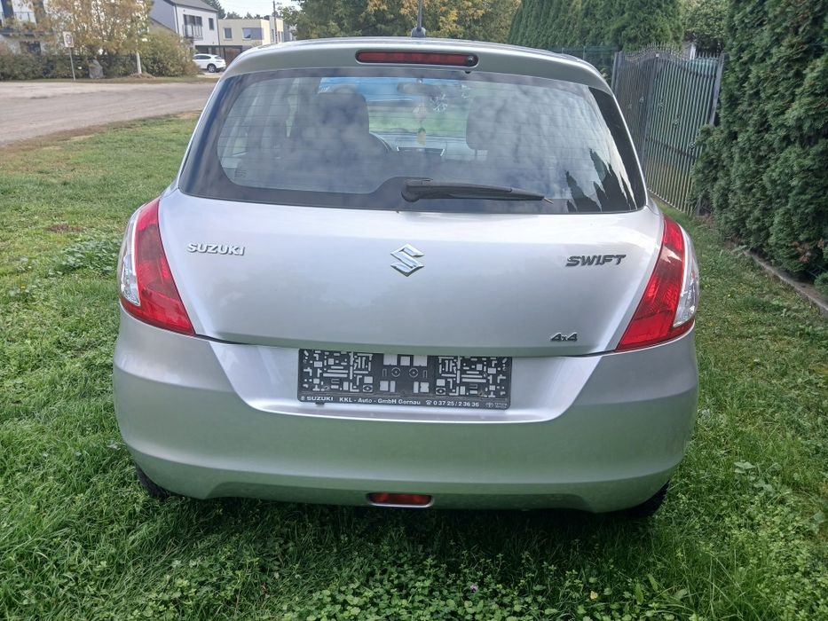 Swift 4x4 ładny stan