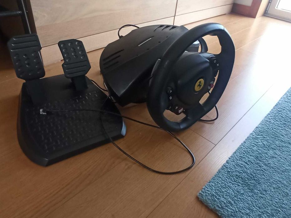 Volante Thrustmaster T80 versão Ferrari 488