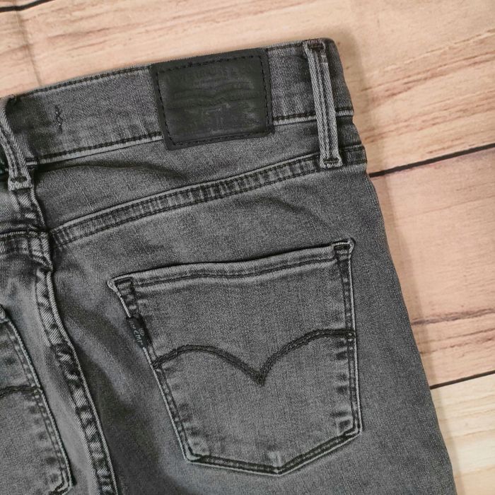 LEVI'S 310 Shaping Super Skinny Spodnie Jeans Damskie r. 26/30
