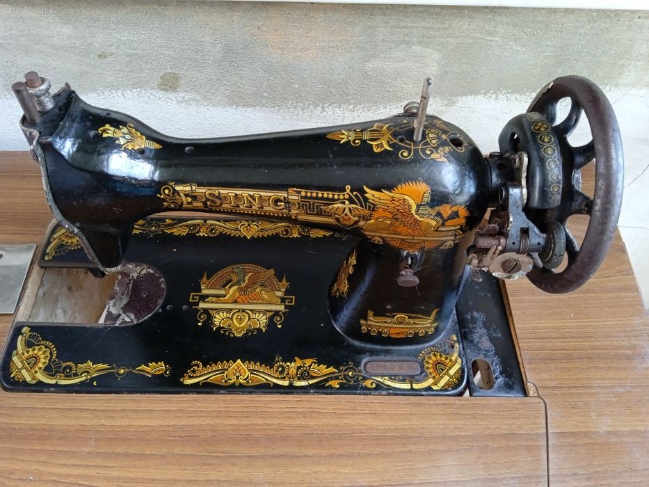 Máquina de costura antiga