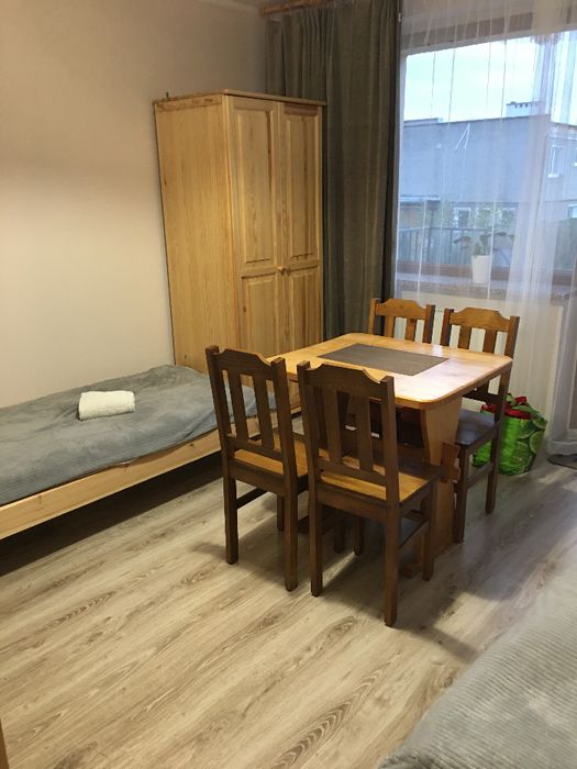 pokoje przy lotnisku tani nocleg