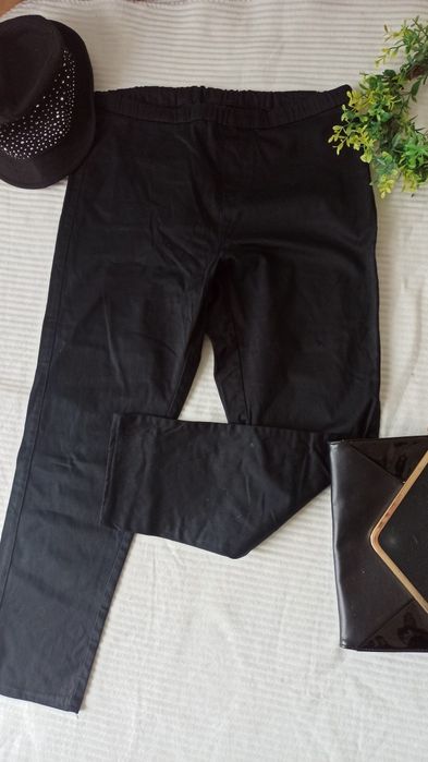 Sg Czarne jegginsy 42 , 44 , XL czarne spodnie ala legginsy na gumce 4