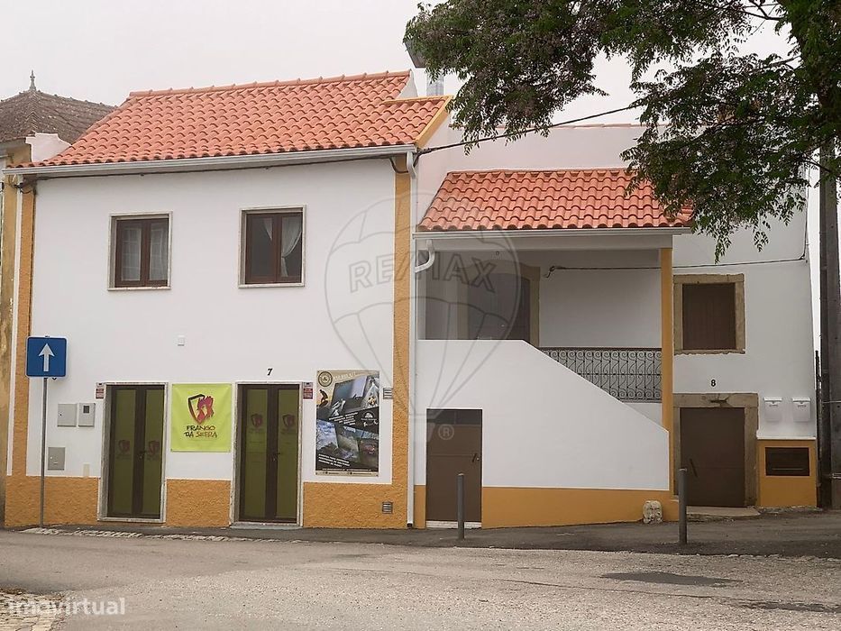 Moradia T3 para venda — Serra E Junceira, Santarém