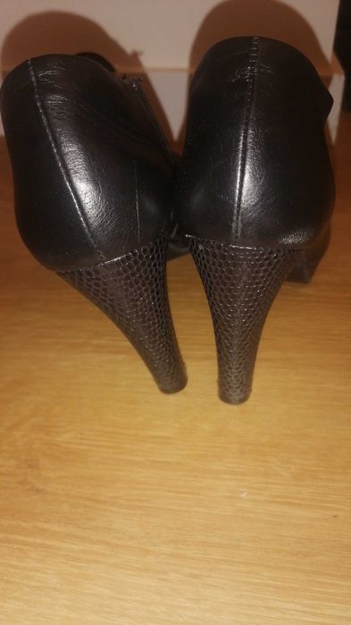 Botas pretas - 38