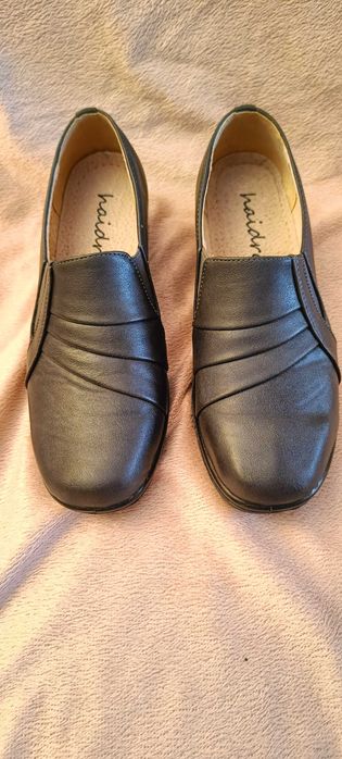Damskie buty platformowe, skórzane. Rozmiar 37. Bardzo lekkie.
