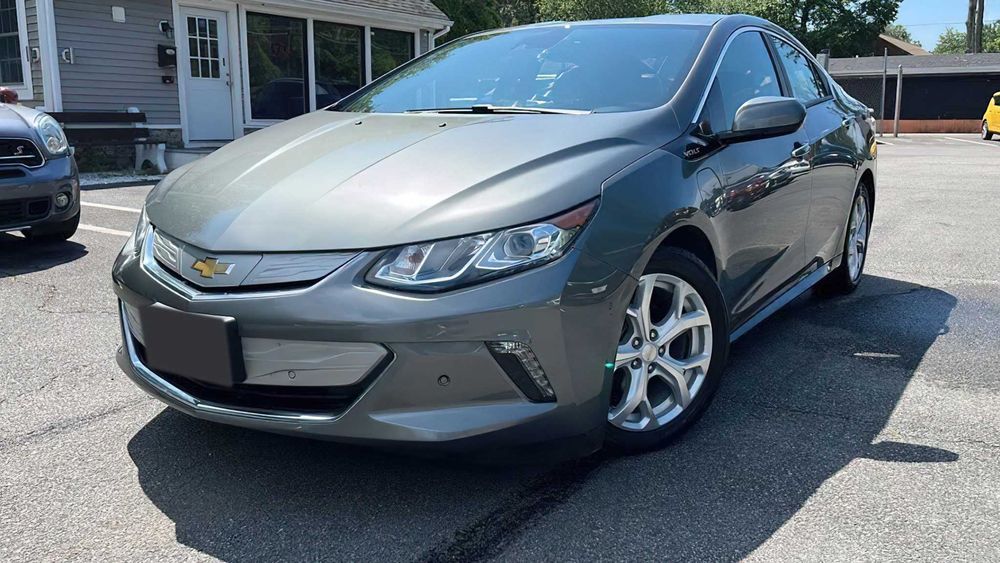 Chevrolet Volt Premier      2017