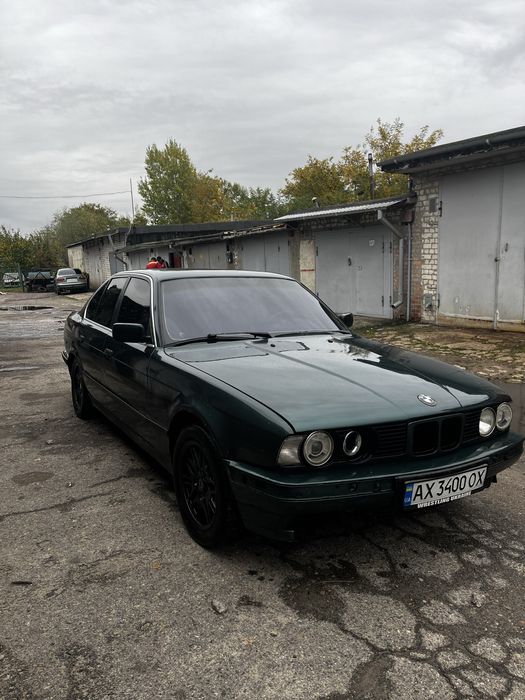 ……..    BMW E34