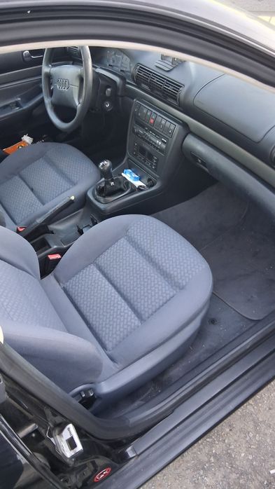 Audi A4  3 chaves originais