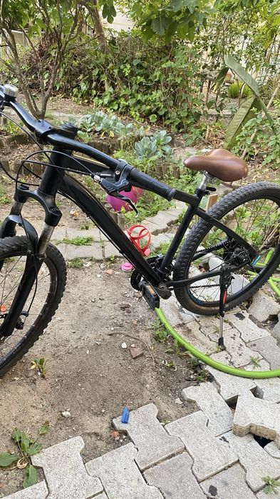 Bicicleta preta como nova