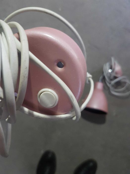 Apliques em metal rosa