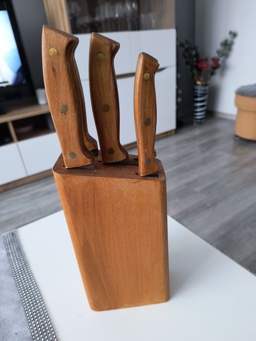 Komplet noży kuchennych w bloku